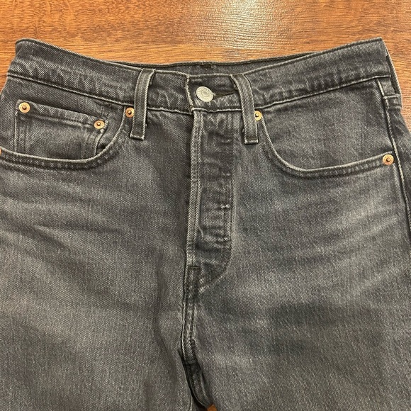 Levi's Jeans Womens 26x28 Black 501 Skinny Premium Denim Button Fly - Picture 9 of 9